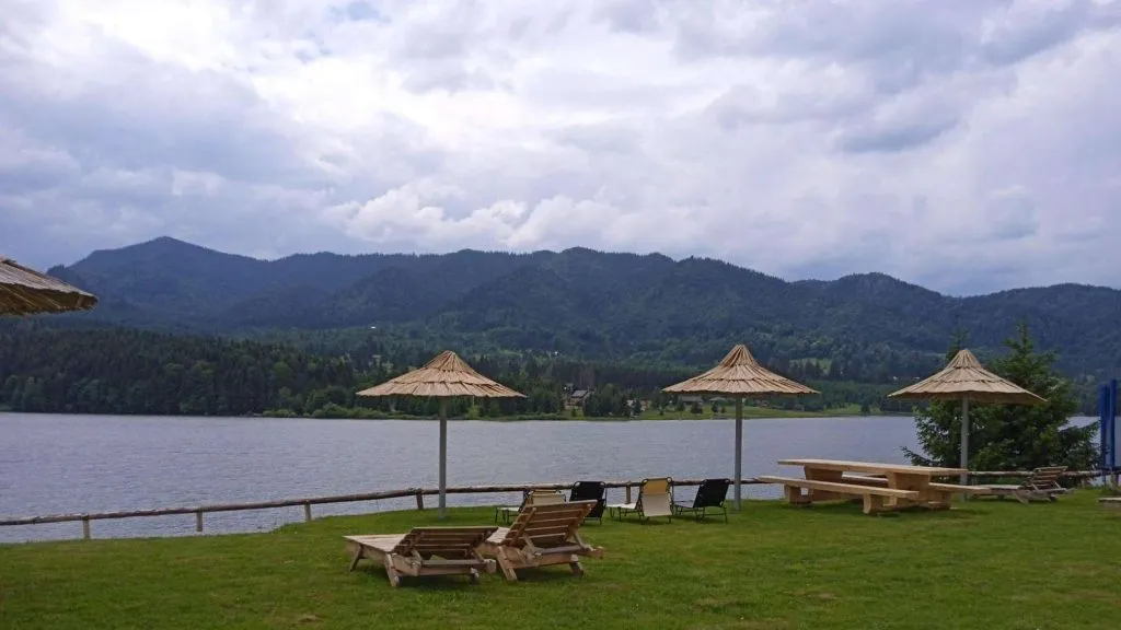 Camere Colibita cu vedere la lac